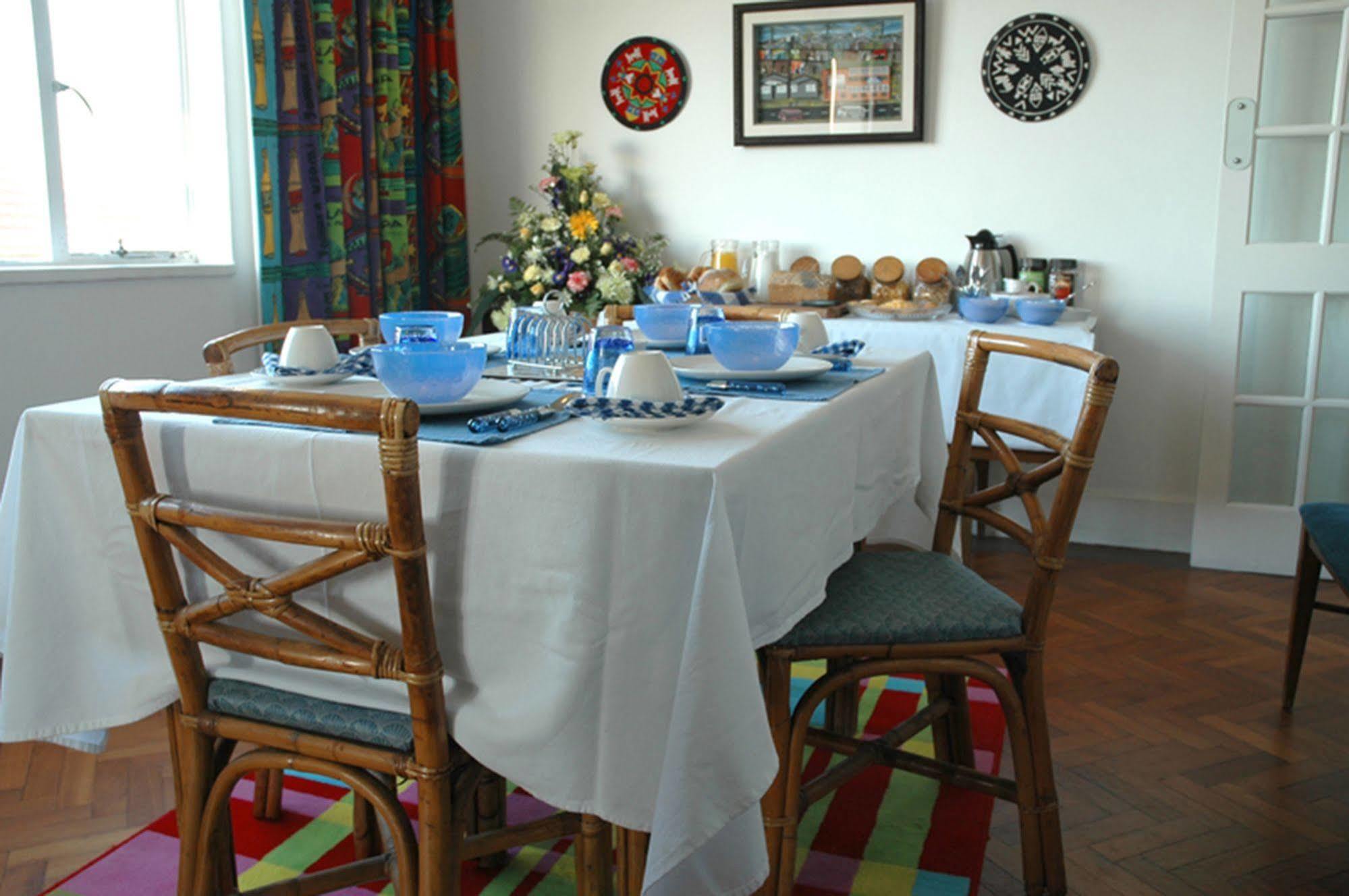 Blue On Blue Bed And Breakfast St James Exteriör bild